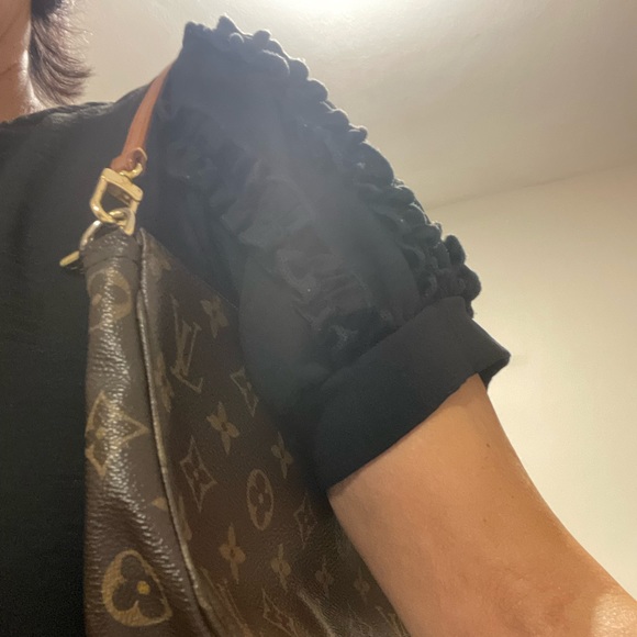 Louis Vuitton Monogram Pochette - Picture 6 of 7